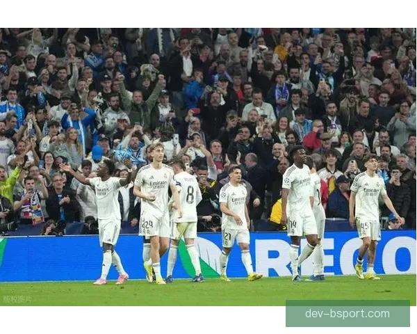 皇马正式宣布姆巴佩加盟 打造全新锋线组合助力争夺欧冠