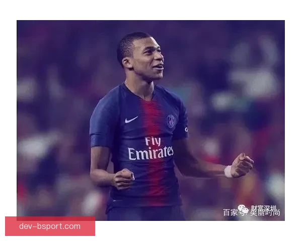 皇马官宣姆巴佩身披9号战袍震撼亮相伯纳乌银河战舰迎来新时代锋线领袖