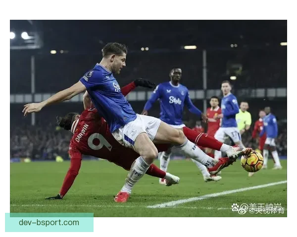 鲍姆加特纳推射破门助力球队制胜 展现个人技艺与团队默契