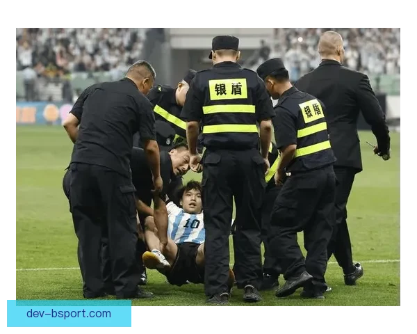 西甲联盟启动调查严查球场极端球迷种族歧视言论并推进整治行动 西甲联盟启动调查严查球场极端球迷种族歧视言论并推进整治行动