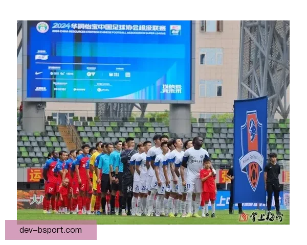 梅州客家客场顽强逼平劲敌主帅更衣室落泪瞬间感动全网球迷引发热议 梅州客家客场顽强逼平劲敌主帅更衣室落泪瞬间感动全网球迷引发热议